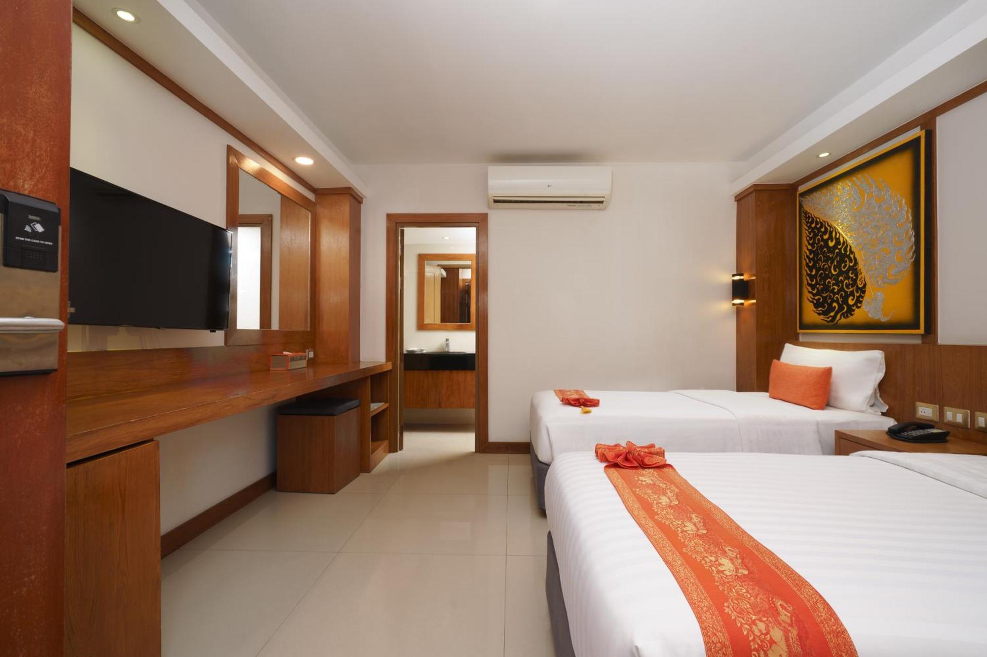 Chabana Kamala Hotel Extérieur photo