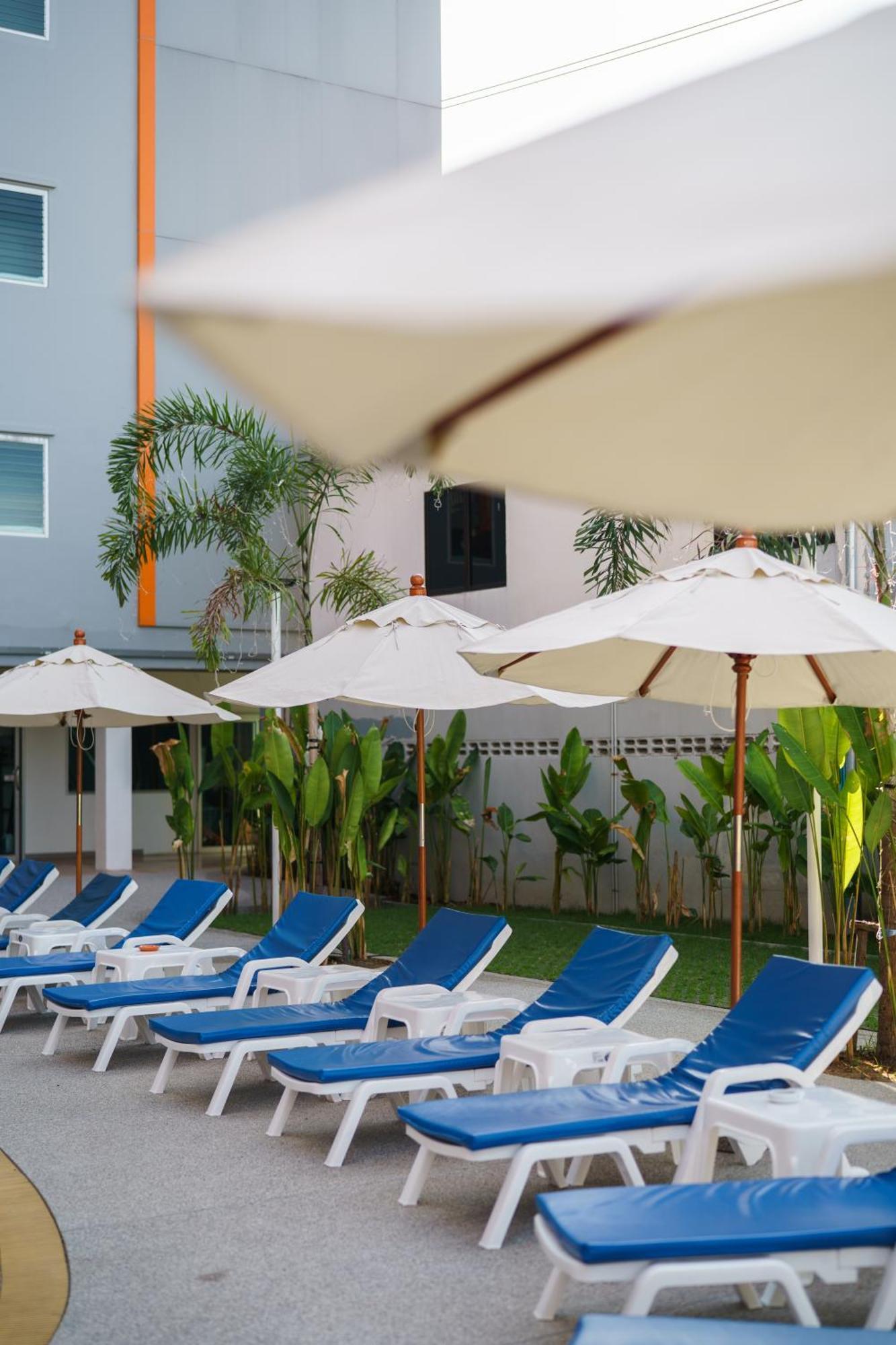 Chabana Kamala Hotel Extérieur photo